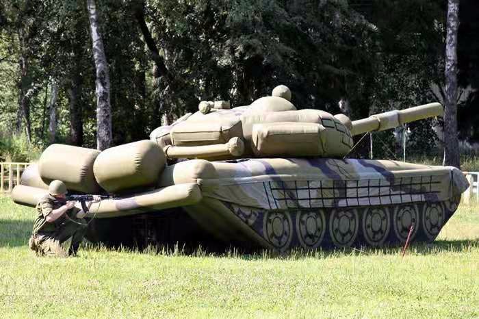 桂平军用坦克
